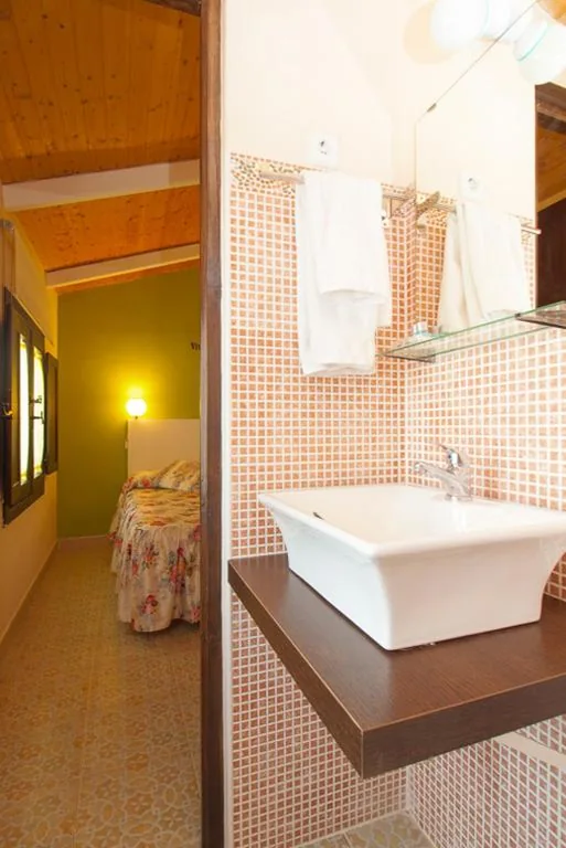 Chambre Double avec salle de bains privative - 2 lits — Un Rincón en la Mancha