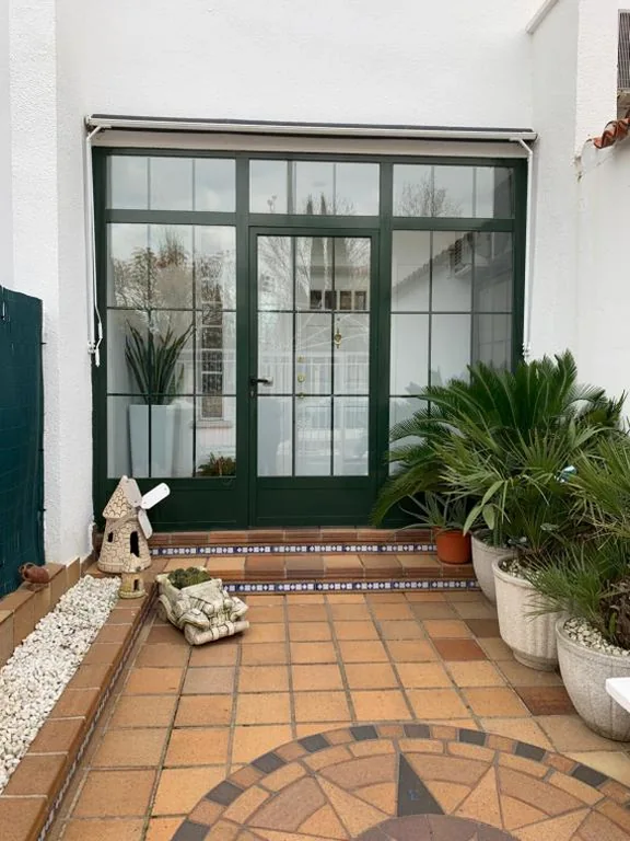 Casa com 4 quartos — Unifamiliar Europa