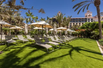 Unique Club at Lopesan Costa Meloneras Resort — Foto 7