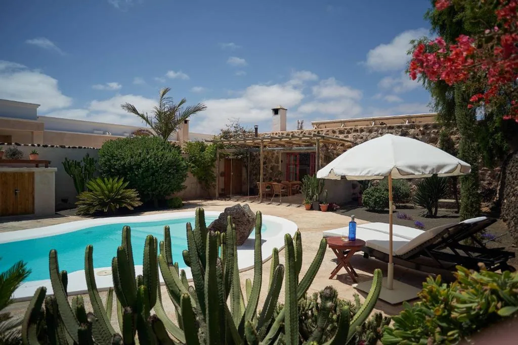 Villa mit privatem Pool — UNIQUE Homes Lajares - adults only