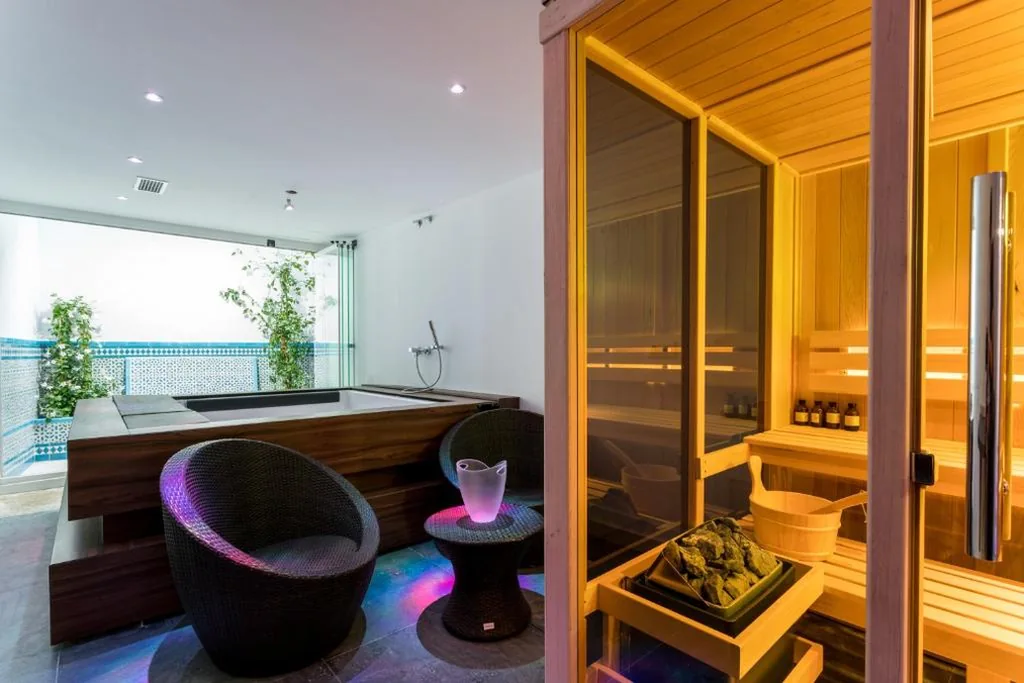 Einfamilienhaus mit 3 Schlafzimmern — Unique House - Private SPA&Pool -StayInSeville