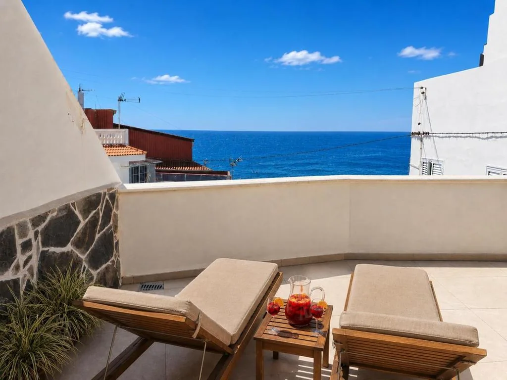 1ベッドルームハウス — Unique house with cave by the sea with private terrace