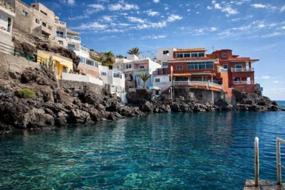 Unique house with cave by the sea with private terrace — 写真 9