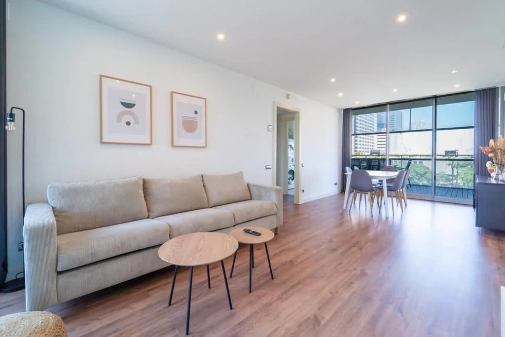 Unique Rentals-Seafront Luxe Suites