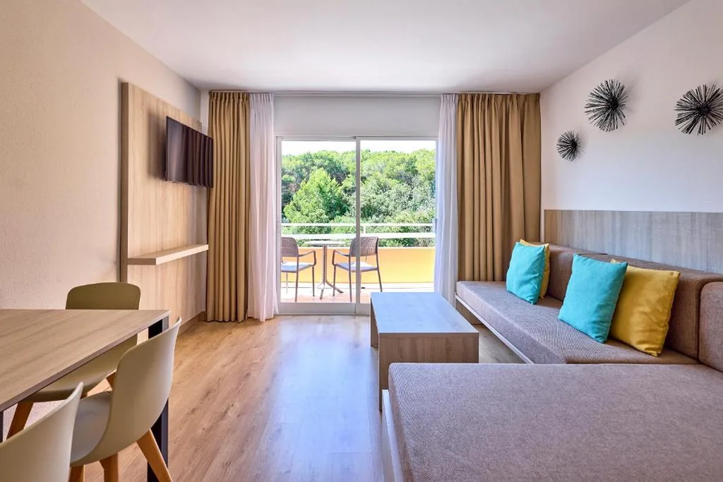 Appartement 1 chambre (2 adultes + 1 enfant) — Universal Apartamentos Laguna Garden