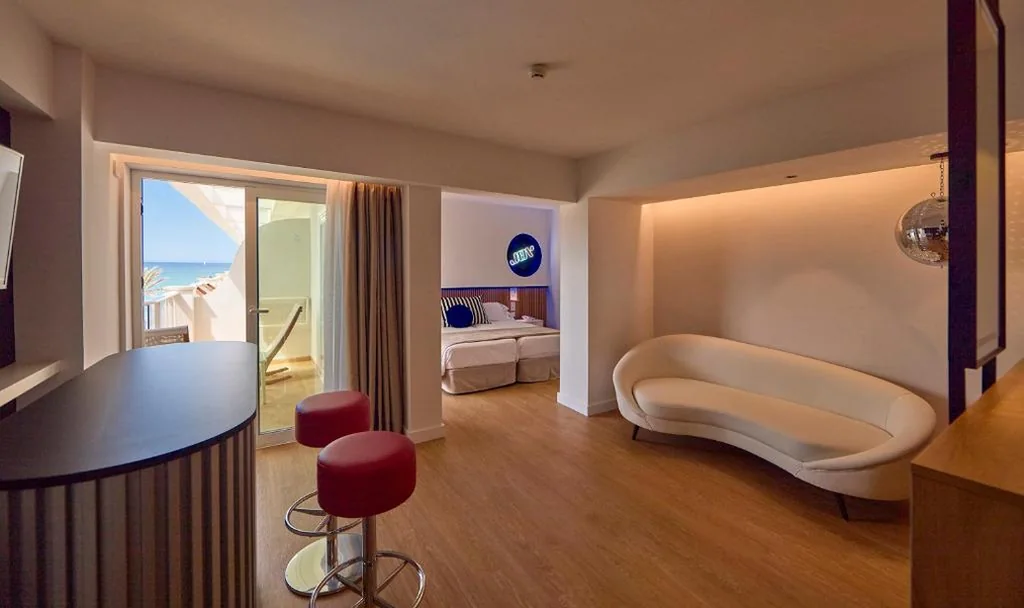Suite con vista sul mare — Universal Hotel Neptuno - Adults Only