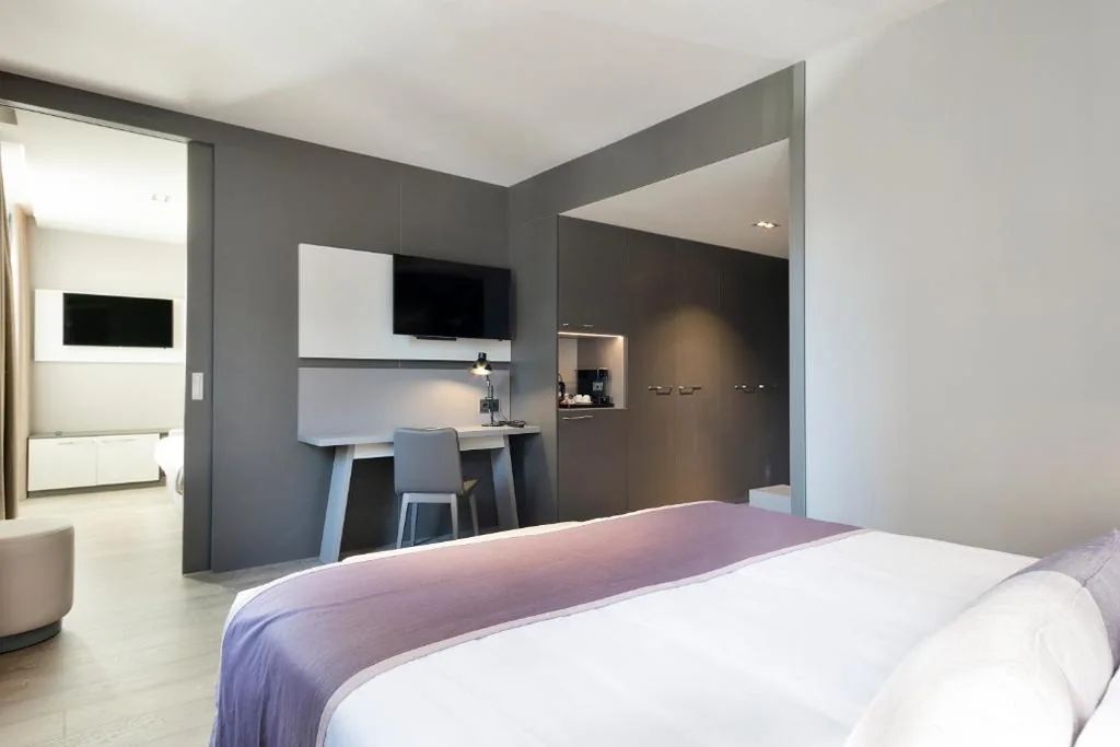 Chambre Triple — Upper Diagonal