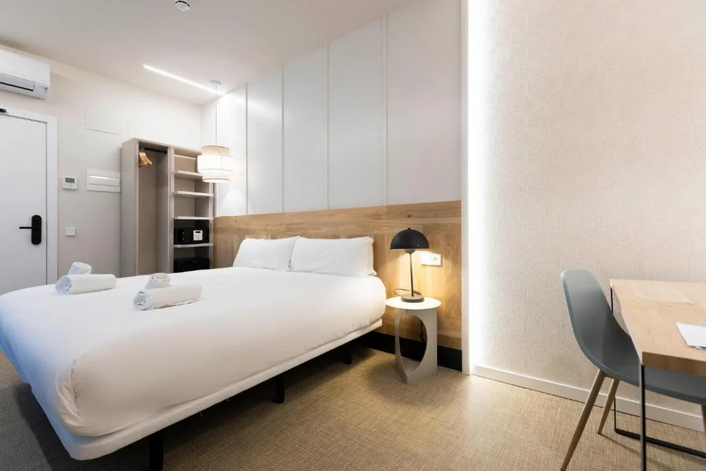 URBAIA ROOMS