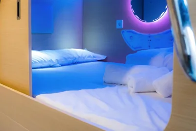 Urban Cube Hostel Granada — 写真 8