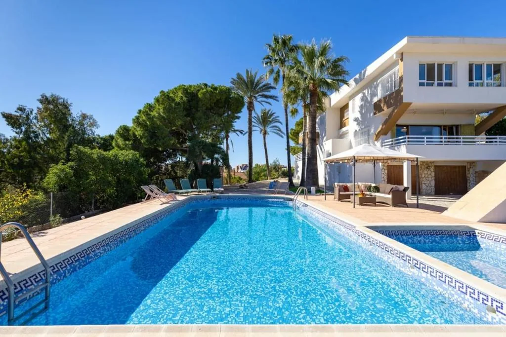 Villa — Urban Elegance By Fidalsa