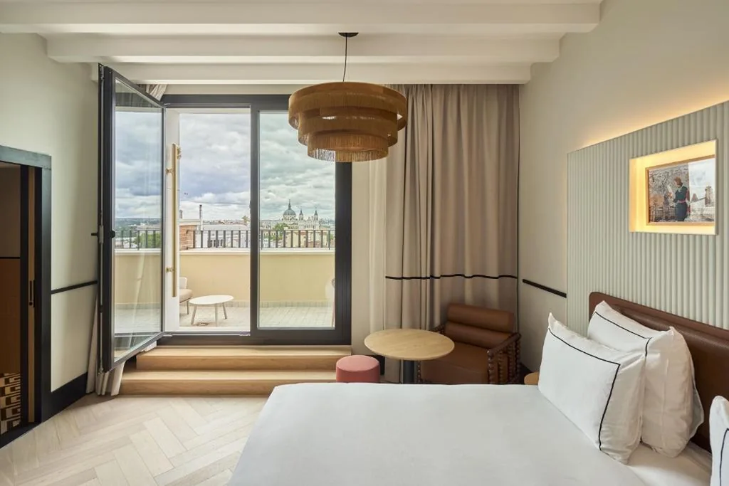 La Genuine Top — Urban Hive Madrid