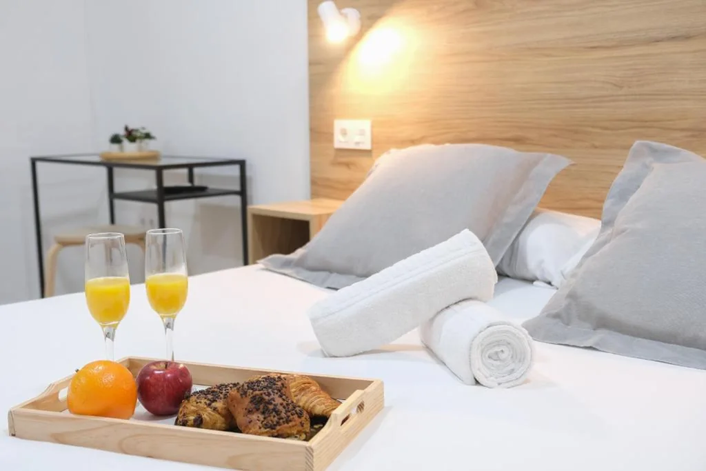 Standard-Doppelzimmer mit Gemeinschaftsbad — Urban Rooms Alicante