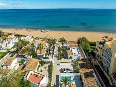 Urbanización El Oasis, 20 Villas en 1ª Línea Playa — foto 5