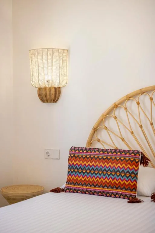Vivenda Sardina com 2 quartos — Urbanización El Oasis, 20 Villas en 1ª Línea Playa