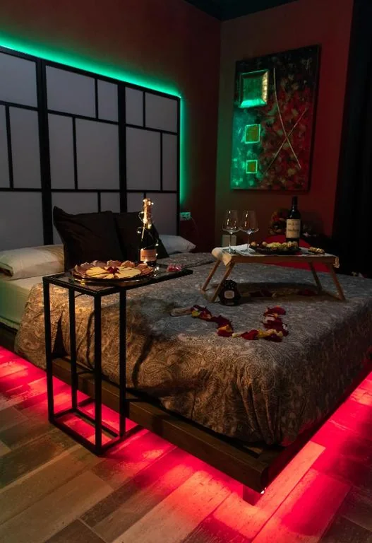 Habitación Doble Deluxe — Utopía Alicante - Hotel Boutique para adultos