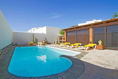 V PRINCESA. Piscina con piscina climatizada y BBQ — Foto 4