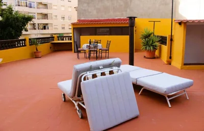 Vacaciones tierra y mar Casa en el centro con patio y terraza — foto 8