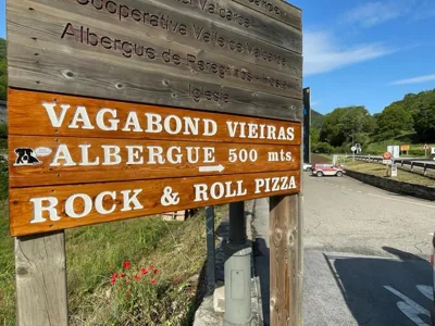 Vagabond Vieiras Beds & Communal Dinner Included Albergue LE-210 — foto 9