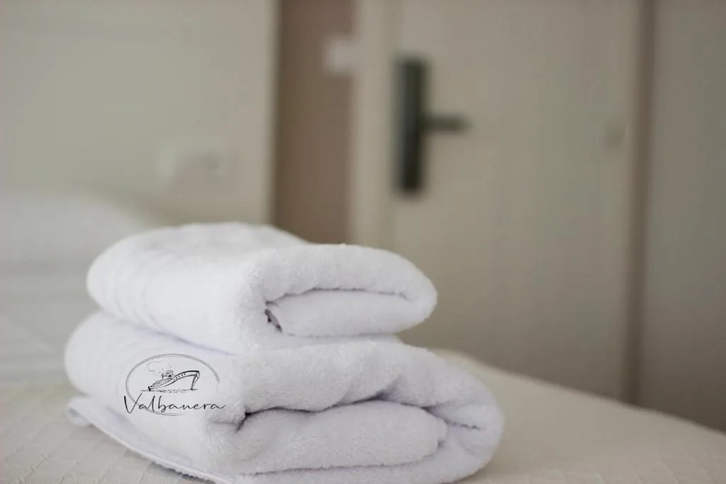 Doppelzimmer mit Balkon – 2 Betten — Valbanera