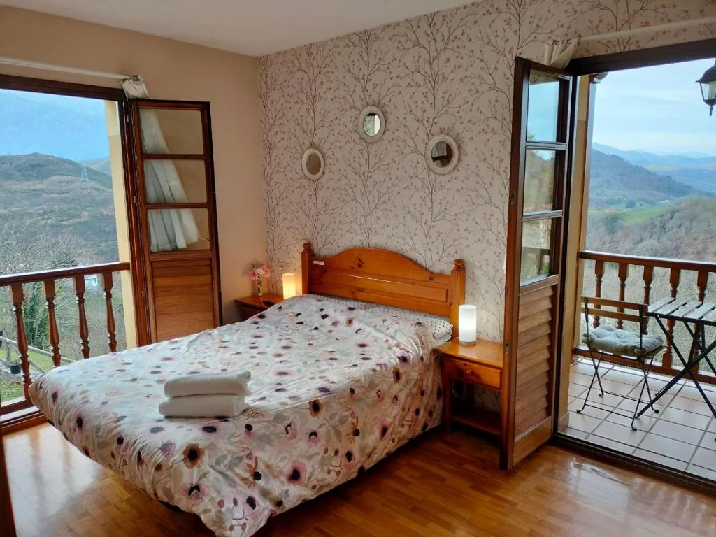 Quarto Duplo com varanda - 1 ou 2 camas — Valle la Fuente