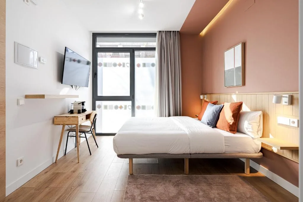 バリアフリー対応ダブルルーム — Vallecas Suites by Olala Homes