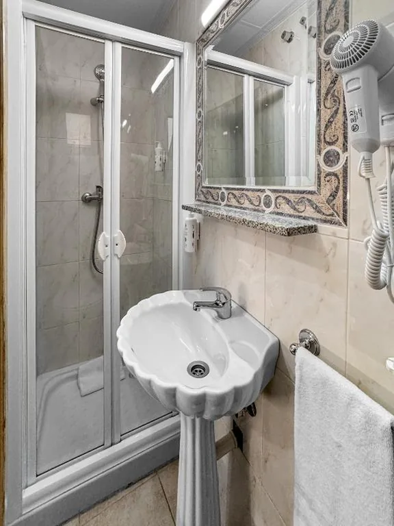 Habitación Individual — Vas Málaga Ciudad