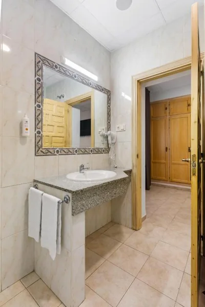 Vas Málaga Ciudad — foto 3
