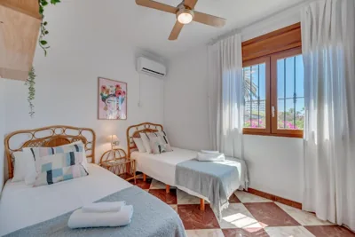 VB Goya 7BR Andalusian Villa by the marina — foto 2