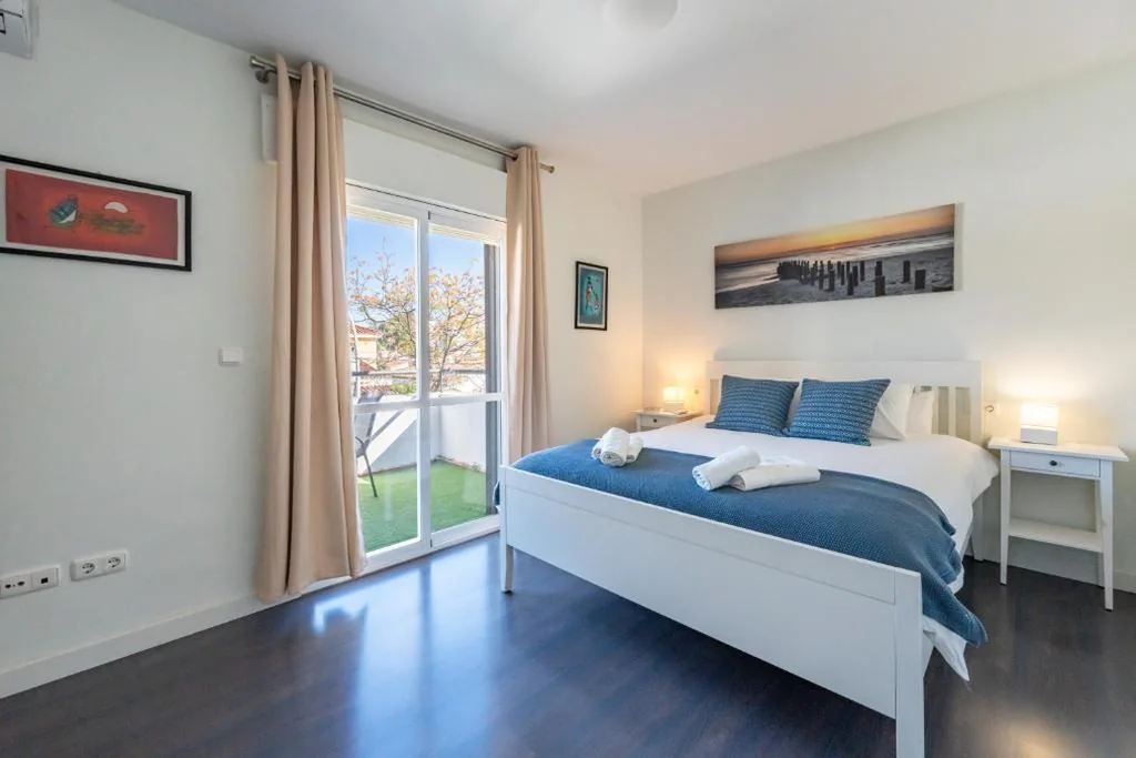 VB Velázquez 6BDR Villa Marina