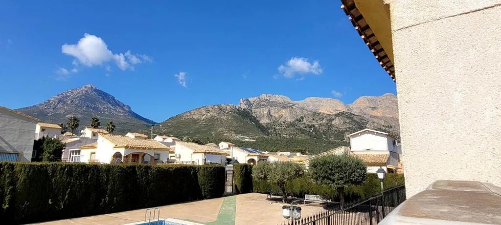 Villa — Velo Villa w/ A/C, free Wi-Fi & Pool near Benidorm