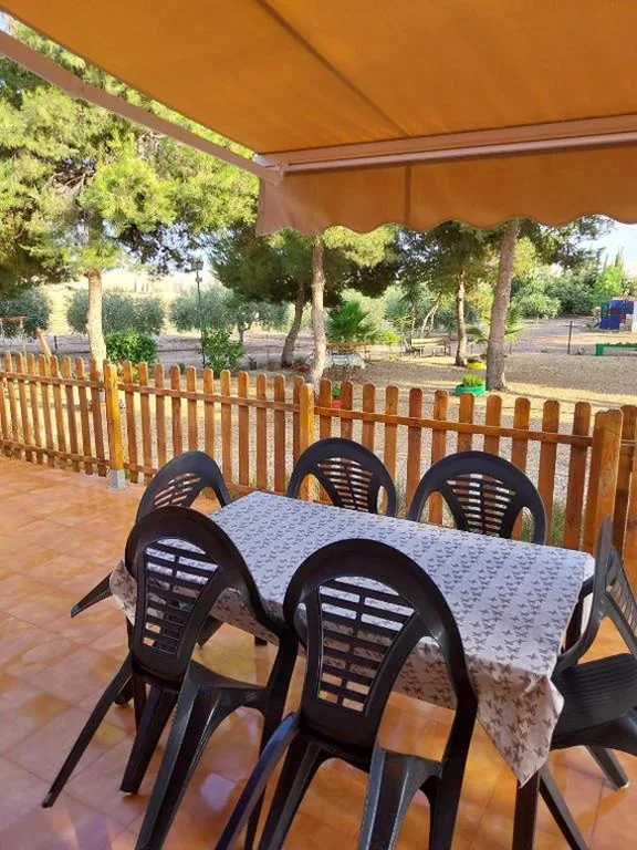 Villa de 3 dormitorios — VENTA PURA
