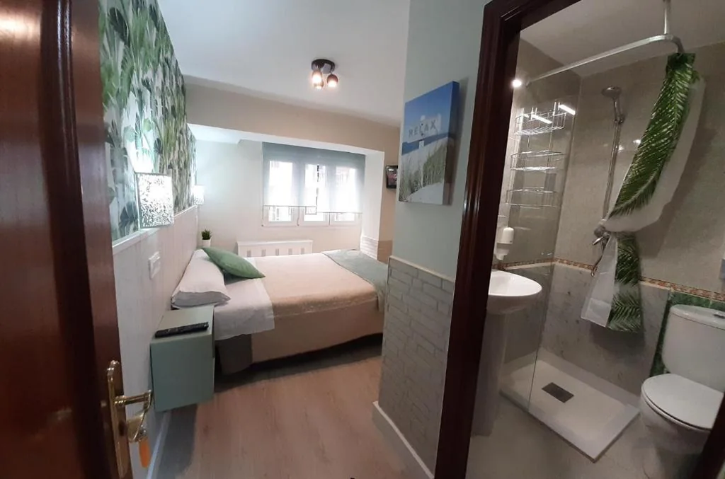 Double Room - 1 Double Bed — Verdemar Rooms