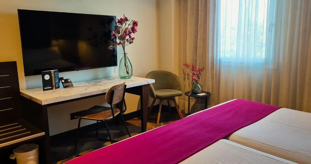 Quarto Duplo Superior com banheira de hidromassagem - 1 ou 2 camas — Vértice Sevilla Aljarafe