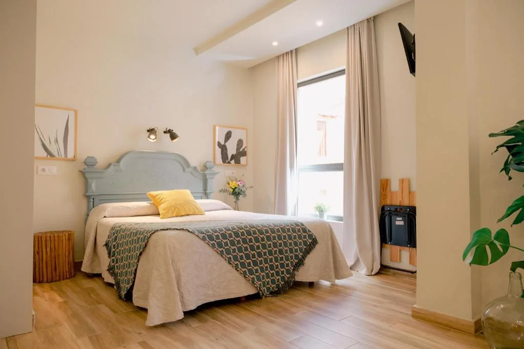 Twin Room — Vicente Home