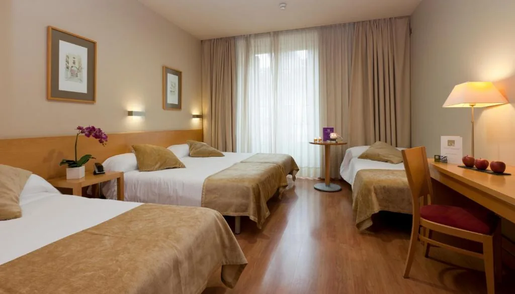 Familiekamer — Victoria 4 Puerta del Sol