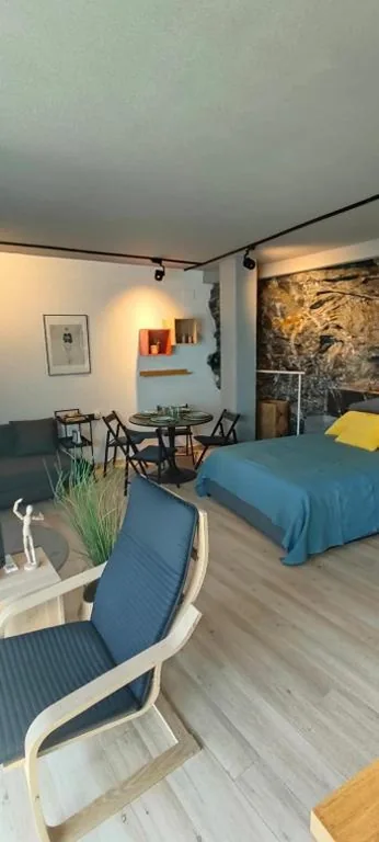 Victoria loft