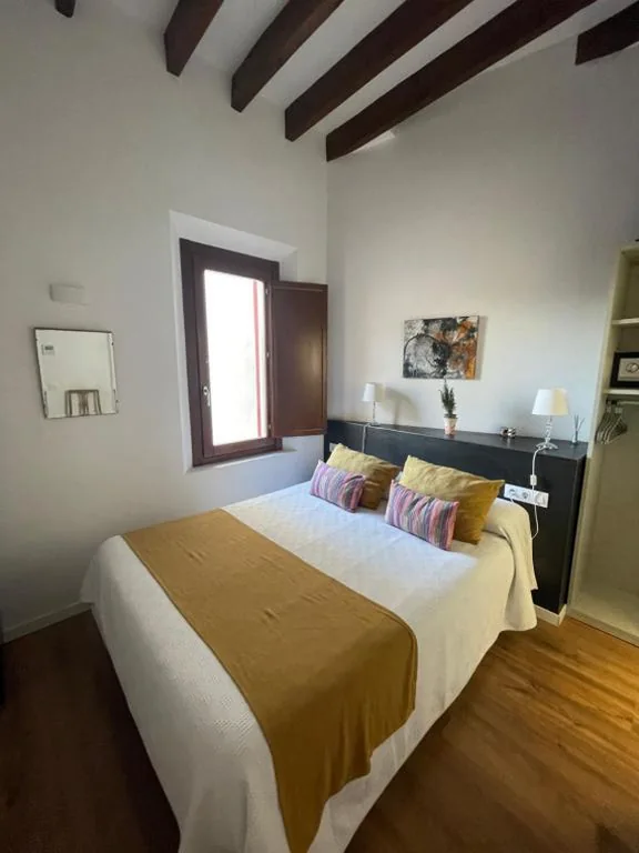 Small Single Room — Vila Alaró TI
