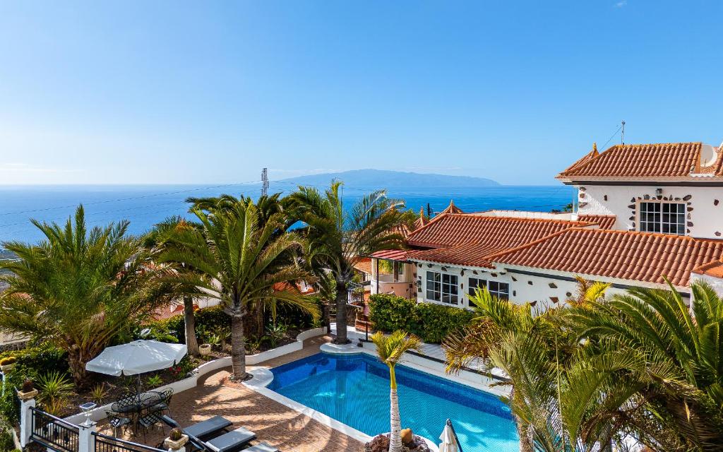Vila Maravilla with Private Pool and Ocean View