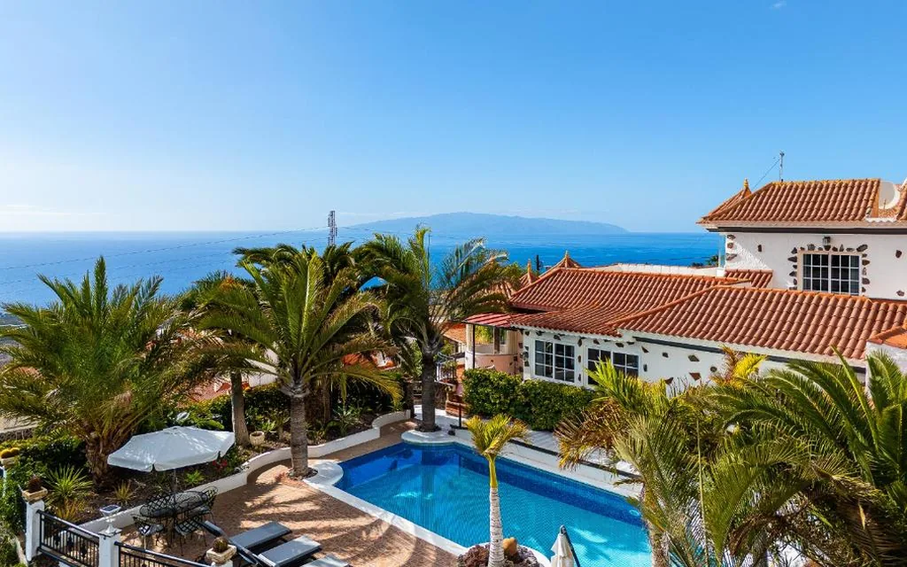 ヴィラ — Vila Maravilla with Private Pool and Ocean View