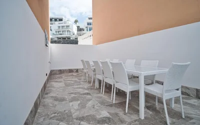 Vila Ocean View, Private Jacuzzi, AC — Foto 10