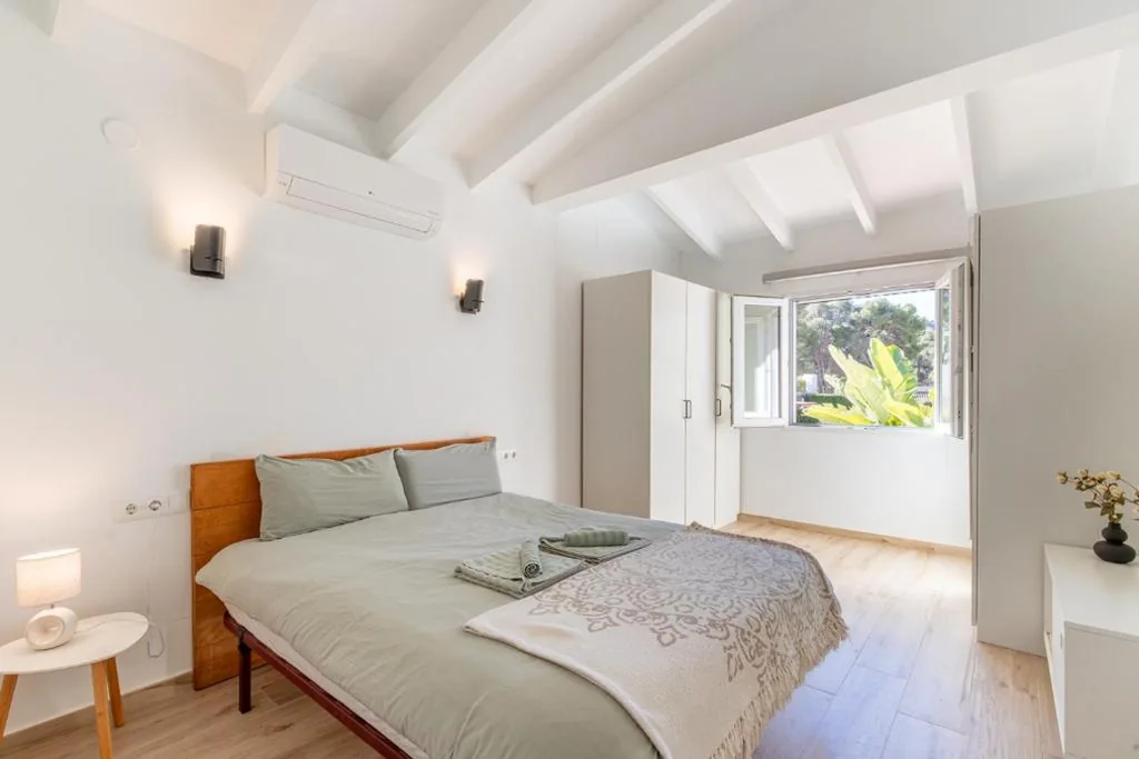 Villa 14 - 300m from El Portet beach