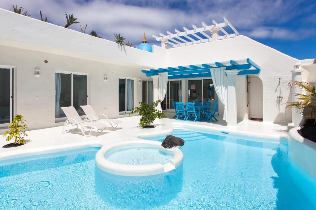 Villa — Villa 34
