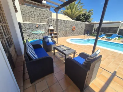 Villa Adel, Oasis de paz con piscina climatizada — foto 10