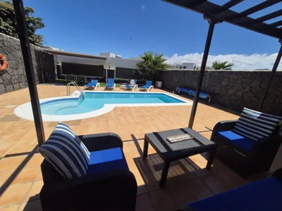 Villa Adel, Oasis de paz con piscina climatizada — foto 11