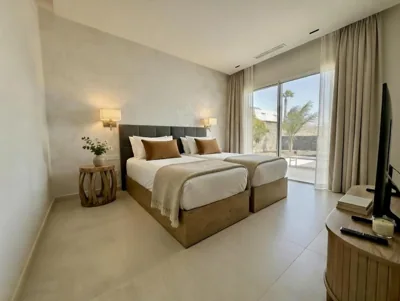Villa Ainé Luxury Villa, Sea Views, Heated pool — Foto 11