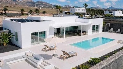 Villa Ainé Luxury Villa, Sea Views, Heated pool — Foto 12