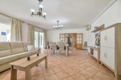 Villa Alaska - PlusHolidays — foto 5
