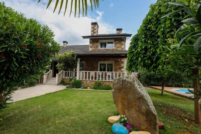 Villa Albino Piscina climatizada — foto 7