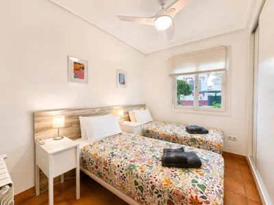 Villa Alegre, Mar Menor Golf - 2 beds - 2 baths - private heated pool - solarium - family friendly — Foto 9