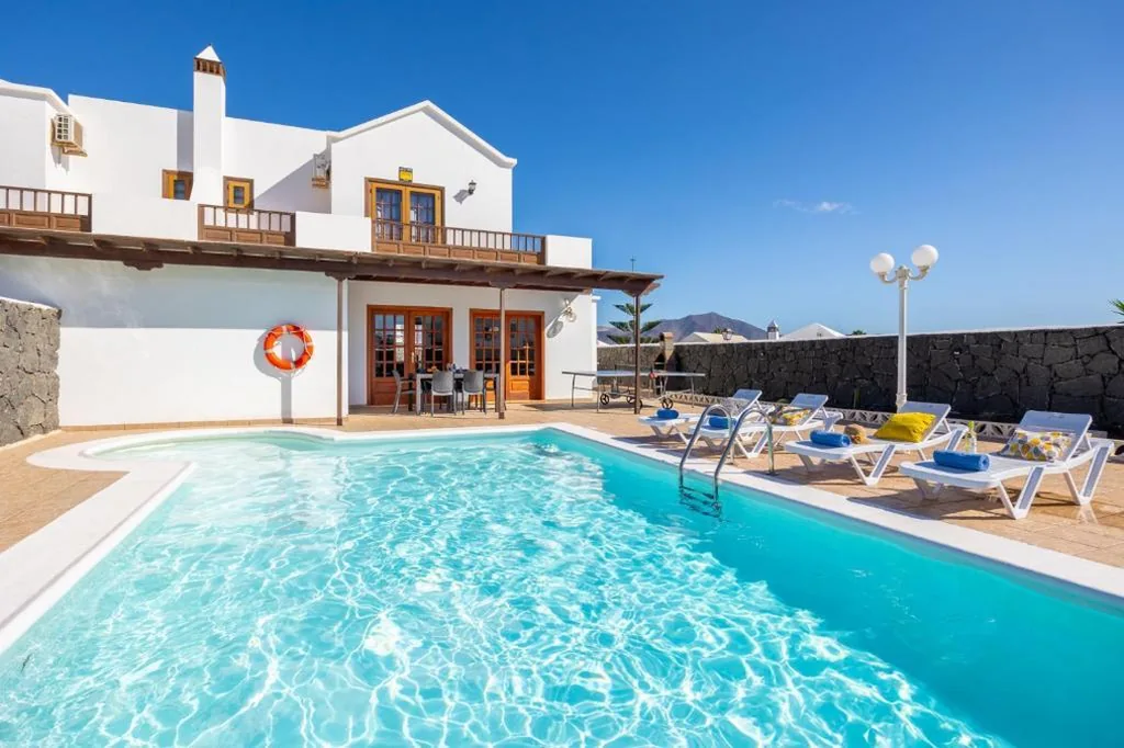Villa — Villa Alexsandra